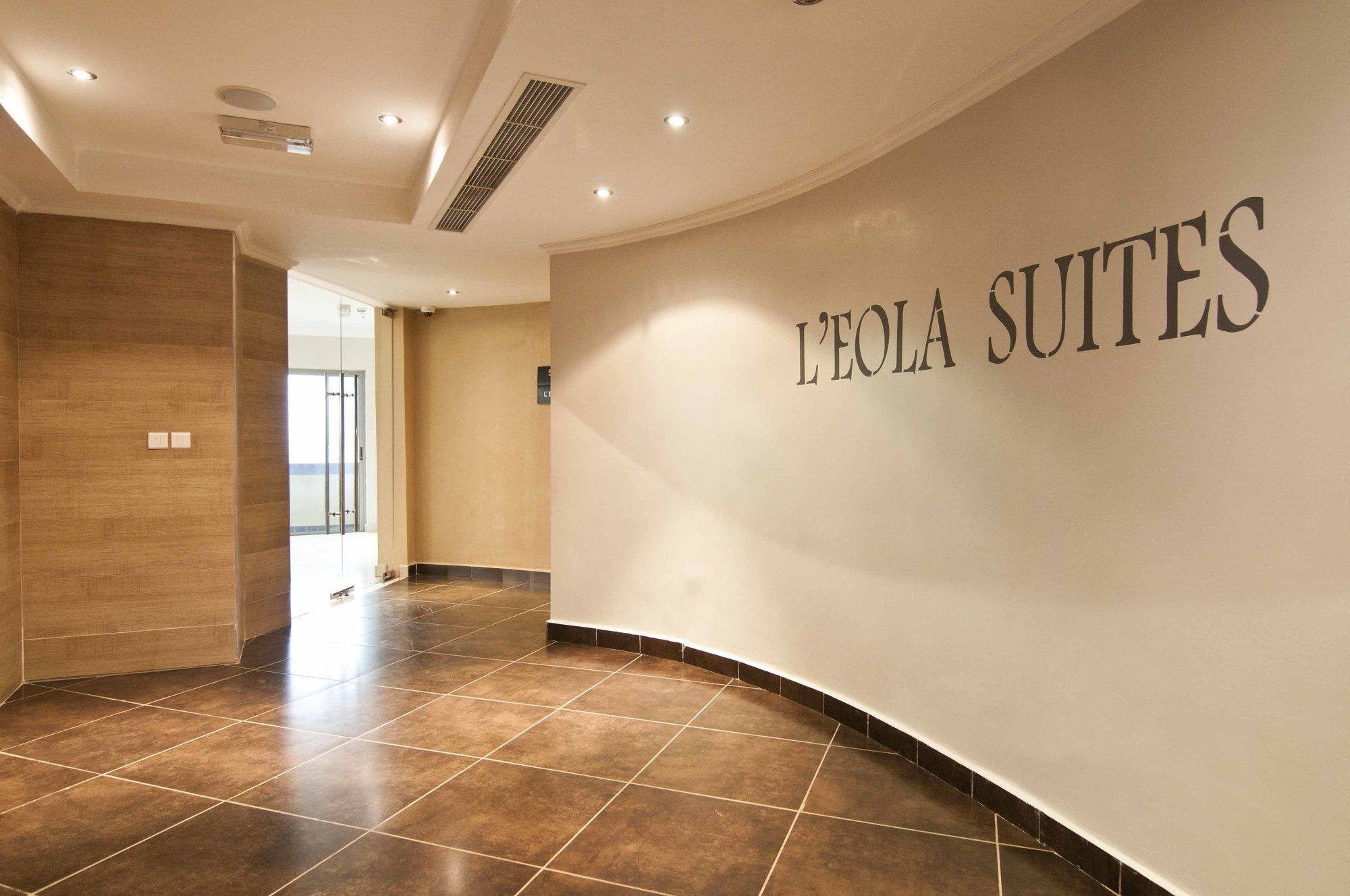 L'Eola Suites Abuja Exterior foto